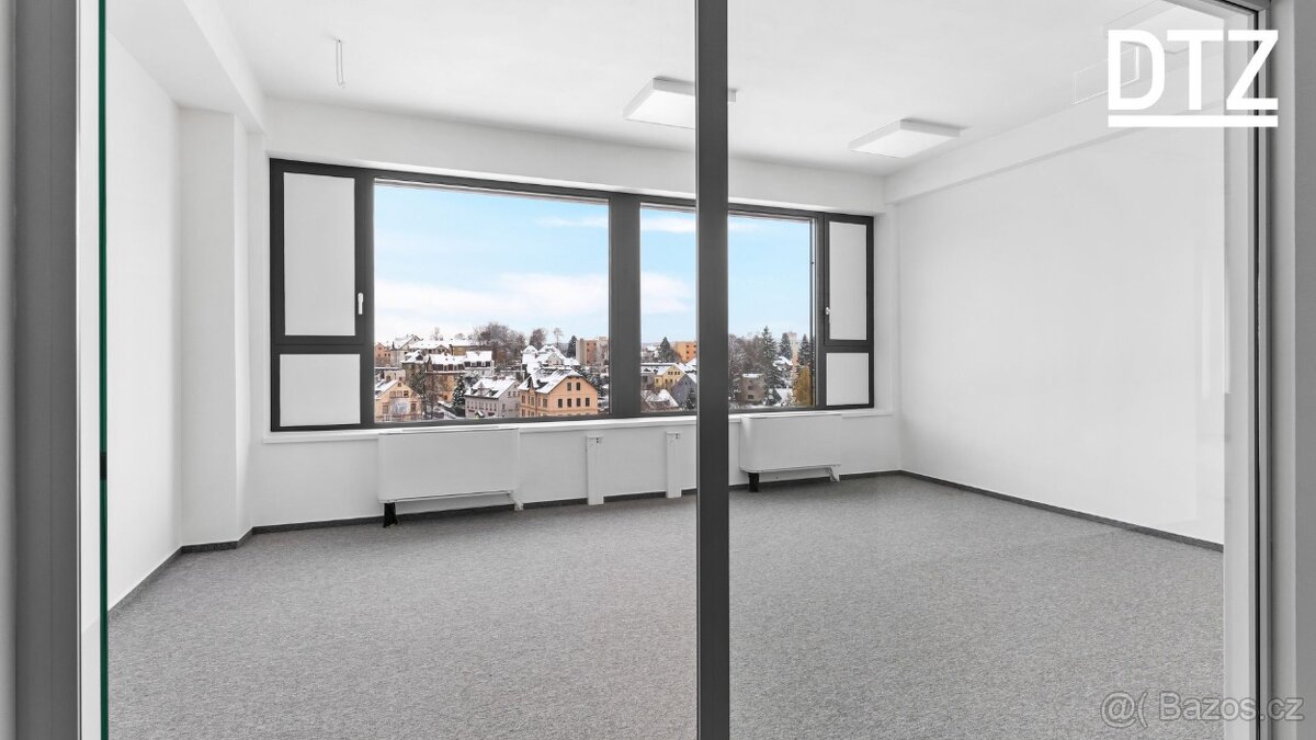 Pronájem kanceláří v moderní budově s parkováním, Liberec II - 7