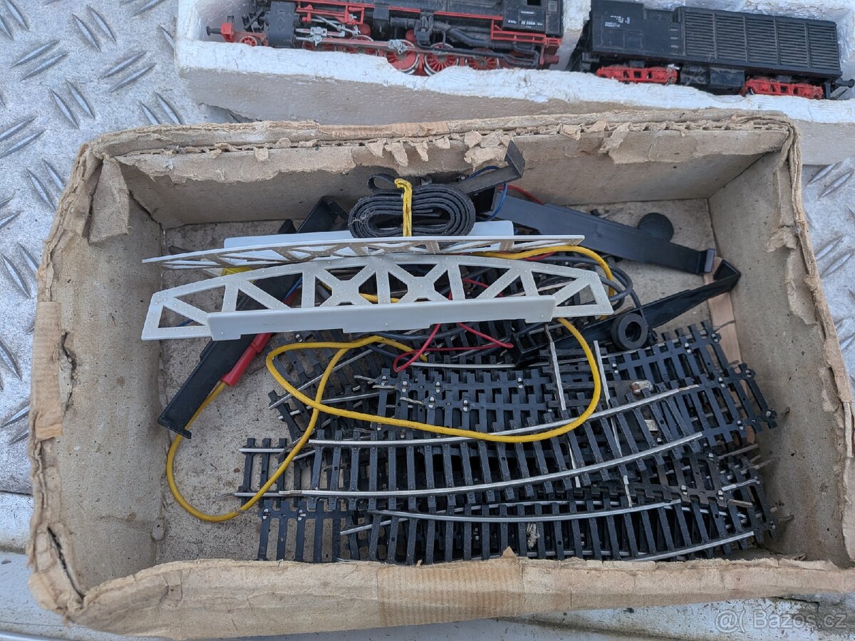 Vláčky H0 a autodráha - 7