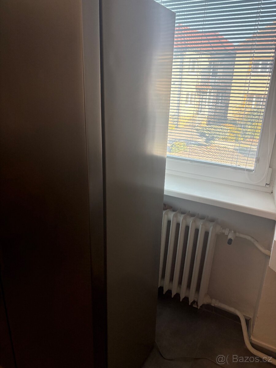 Lednice s mrazákem značky ETA - 7