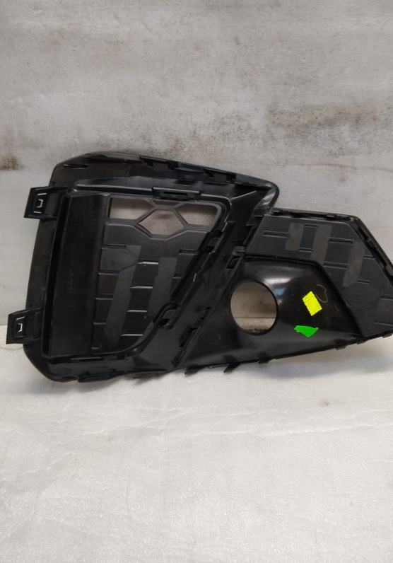 Mřížky nárazníku AUDI A4 S4 B9 face S-line - 7