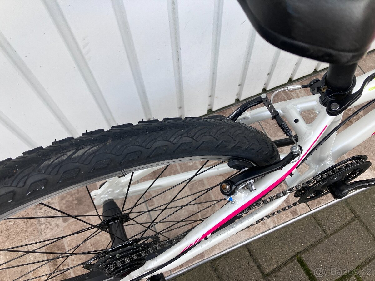 DĚTSKÉ KOLO 24 - 7