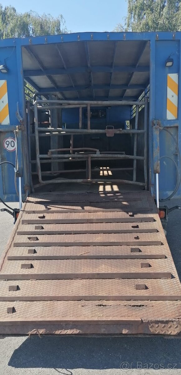 Renault Midlum skříňový - 7