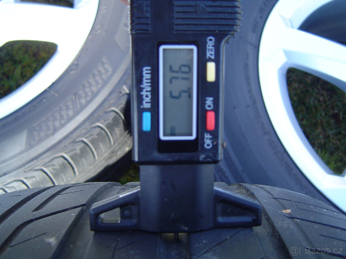 4XLETNÍ HLINÍKOVÁ KOLA ŠKODA KAROQ, SUPERB 215/60 R16.TOP - 7