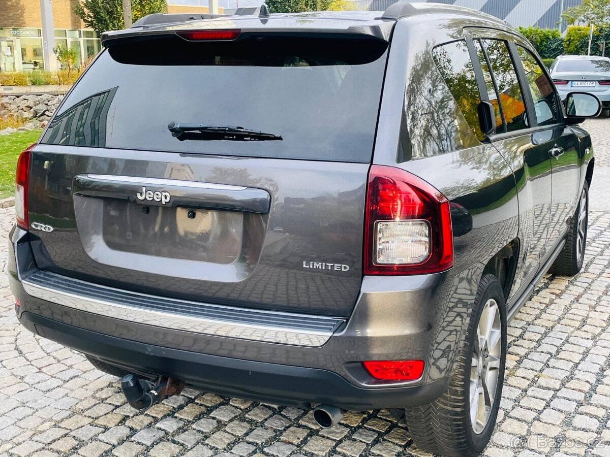 Jeep Compass 2.2D MANUÁL 4x4 KAMERA VÝHŘEV TAŽNÉ LIMITED - 7