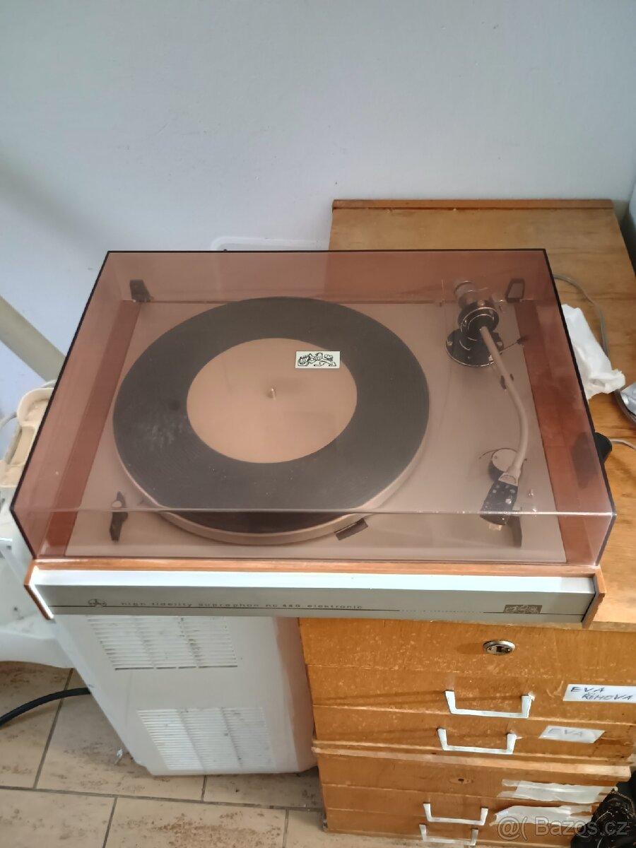 Gramofon Tesla NC 440 - 7