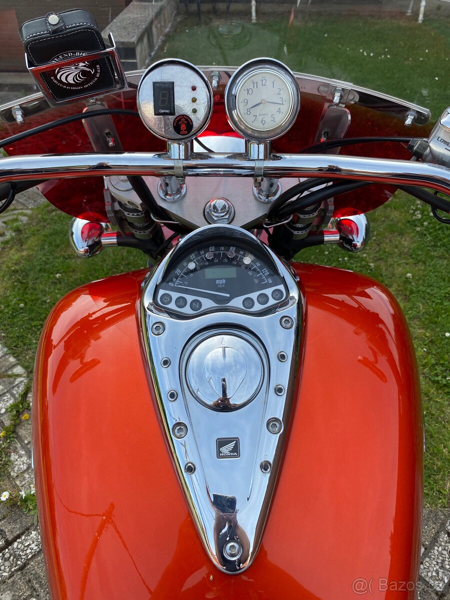 HONDA VTX 1300 C - 7