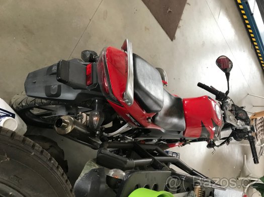 Honda CBR 125R 2007 - díly - 7