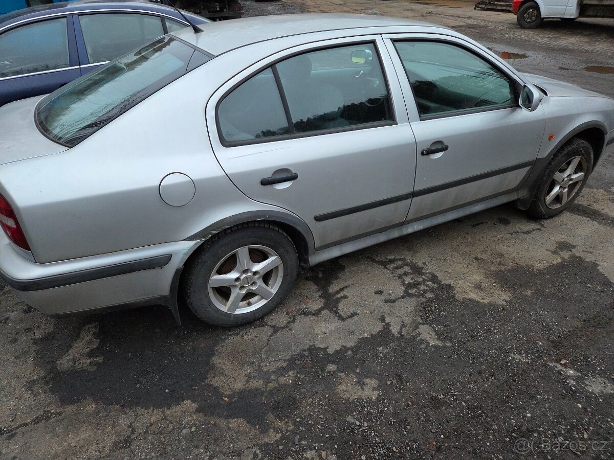 Octavia 1 1.6 náhradní díly - 7