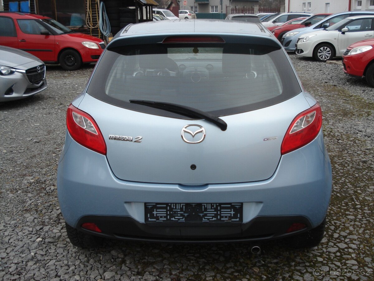 Mazda 2/1.3i/GT-E,MODEL 2011 - 7