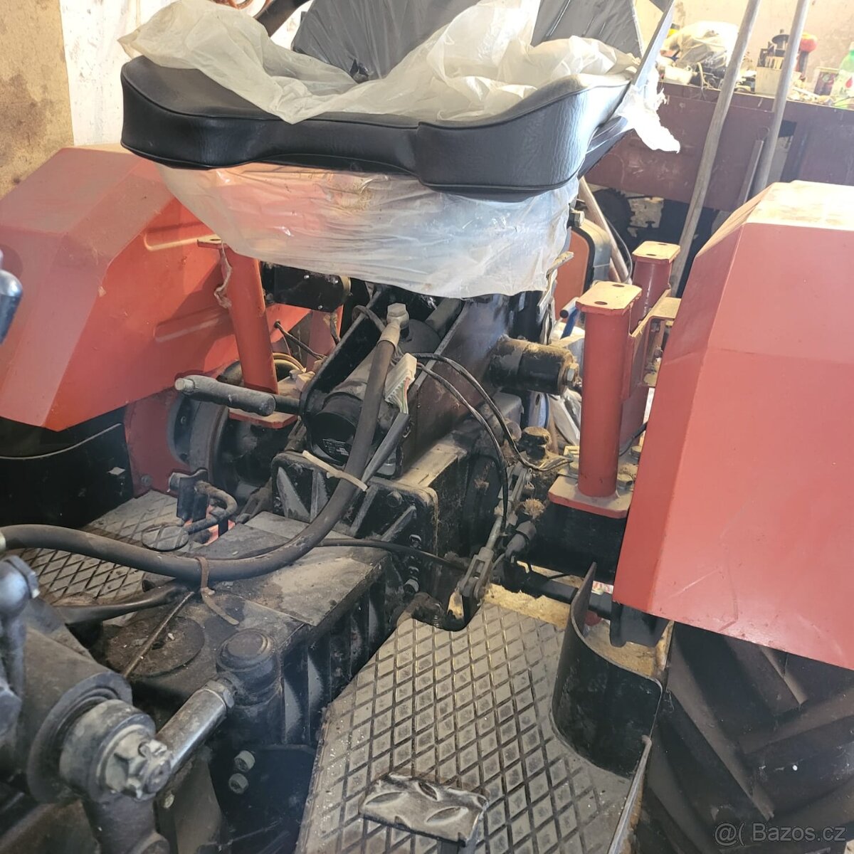 Predám malotraktor Slavia TV824S - 7