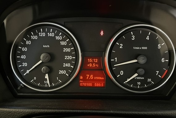 BMW 320i E90, 70 100 km - 7