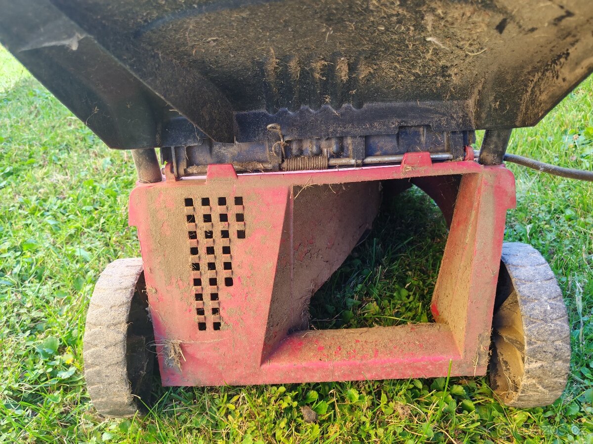 Elektrická sekačka na trávu Mountfield - plně funkční. - 7