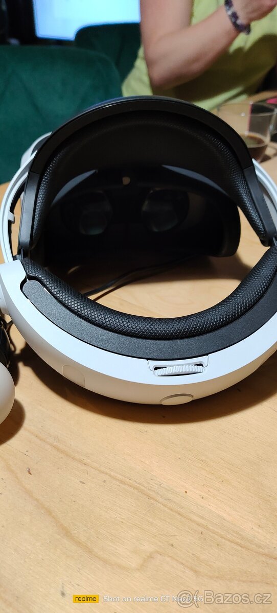 PS4 VR dva ovladače a k tomu čtyři hry - 7