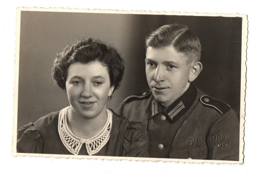 Fotografie vojáků Wehrmacht / Luftwaffe originál WH LW - 7