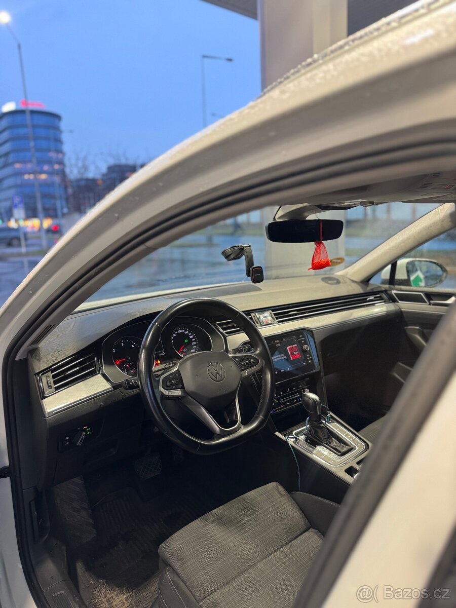 Prodám Volkswagen Passat B8 - 7