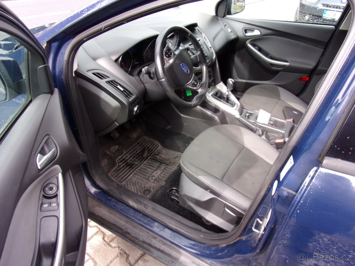 prodam ford focus 1,6 dci 85kw rok 2013 koupené čr - 7