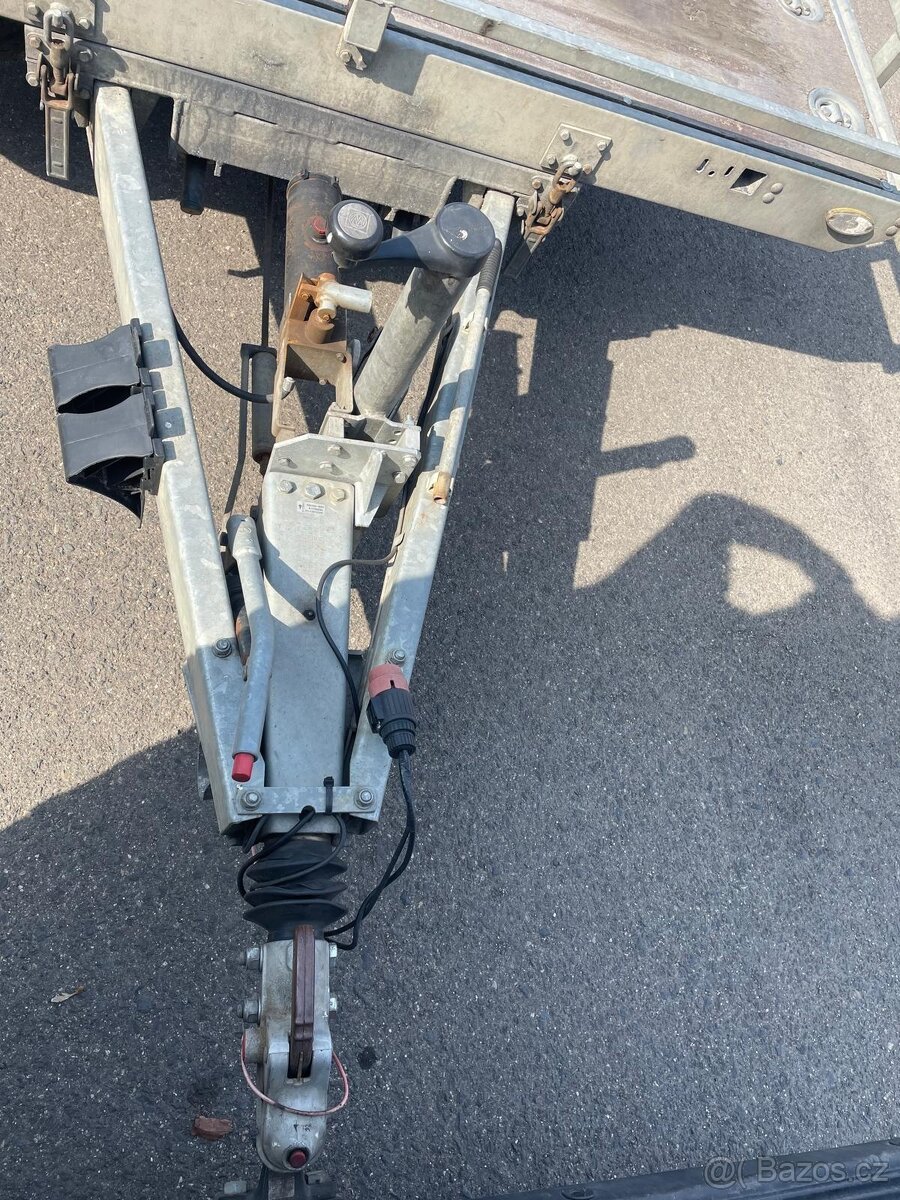 Vlek Agados - plato - 7