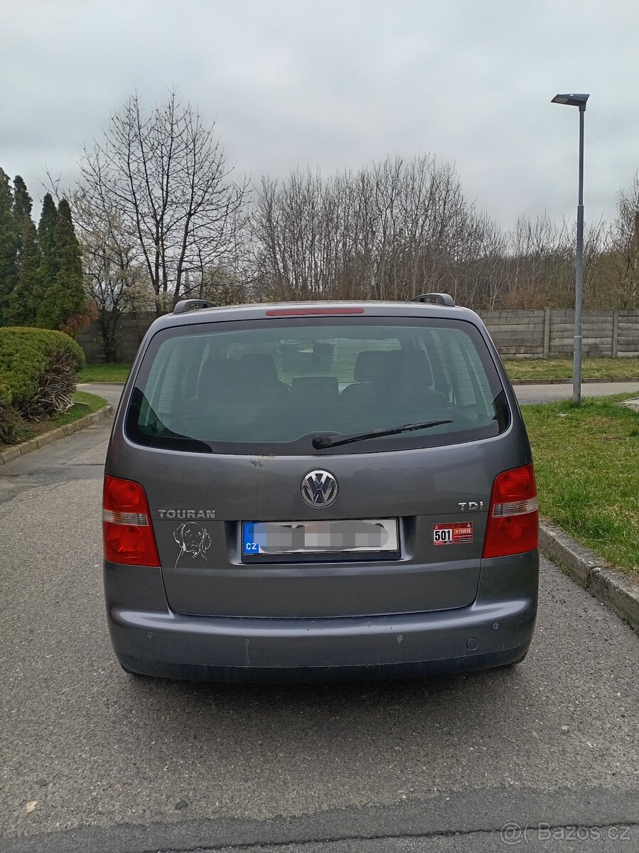 Volkswagen Touran - 7