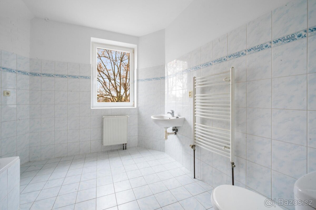 Prodej bytu 2+kk 53 m2, ulice tř. 1. máje, Dobřany - 7