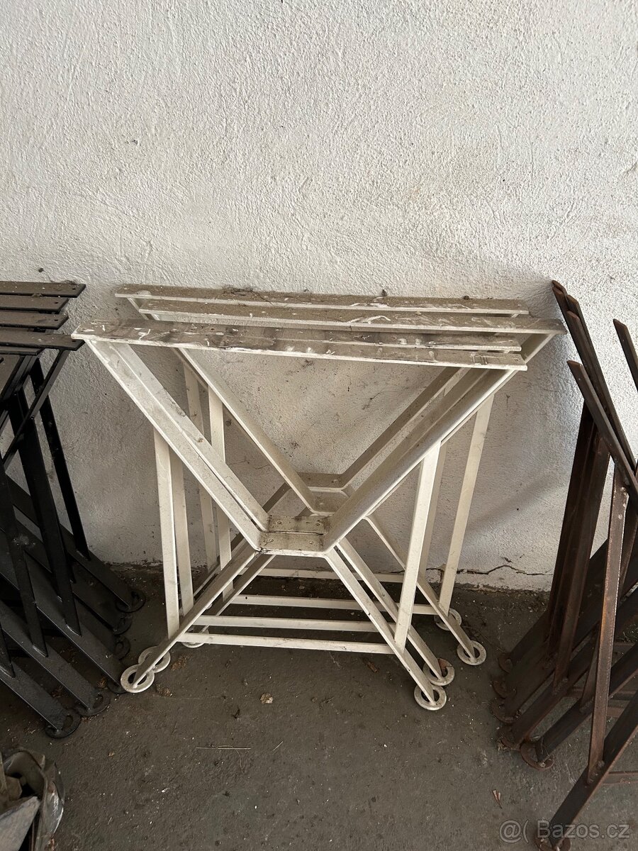 Bytelné kovové nohy pro zahradní nábytek – více variant - 7