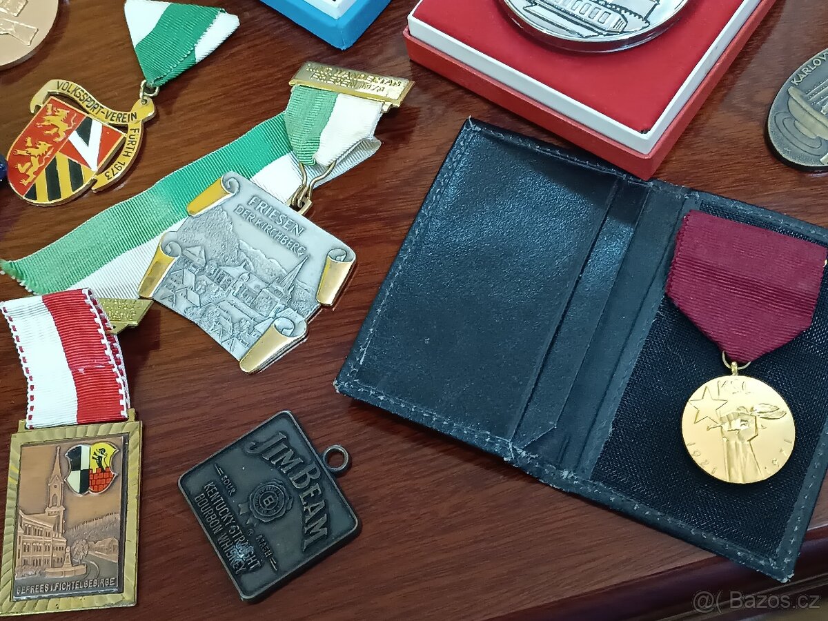 1. Pamětní medaile, vyznamenání - 7