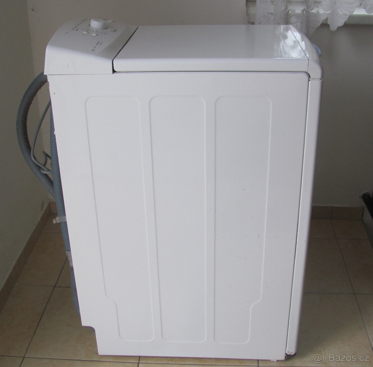 ÚZKÁ VRCHEM PLNĚNÁ PRAČKA WHIRLPOOL 5KG - A++ - 7