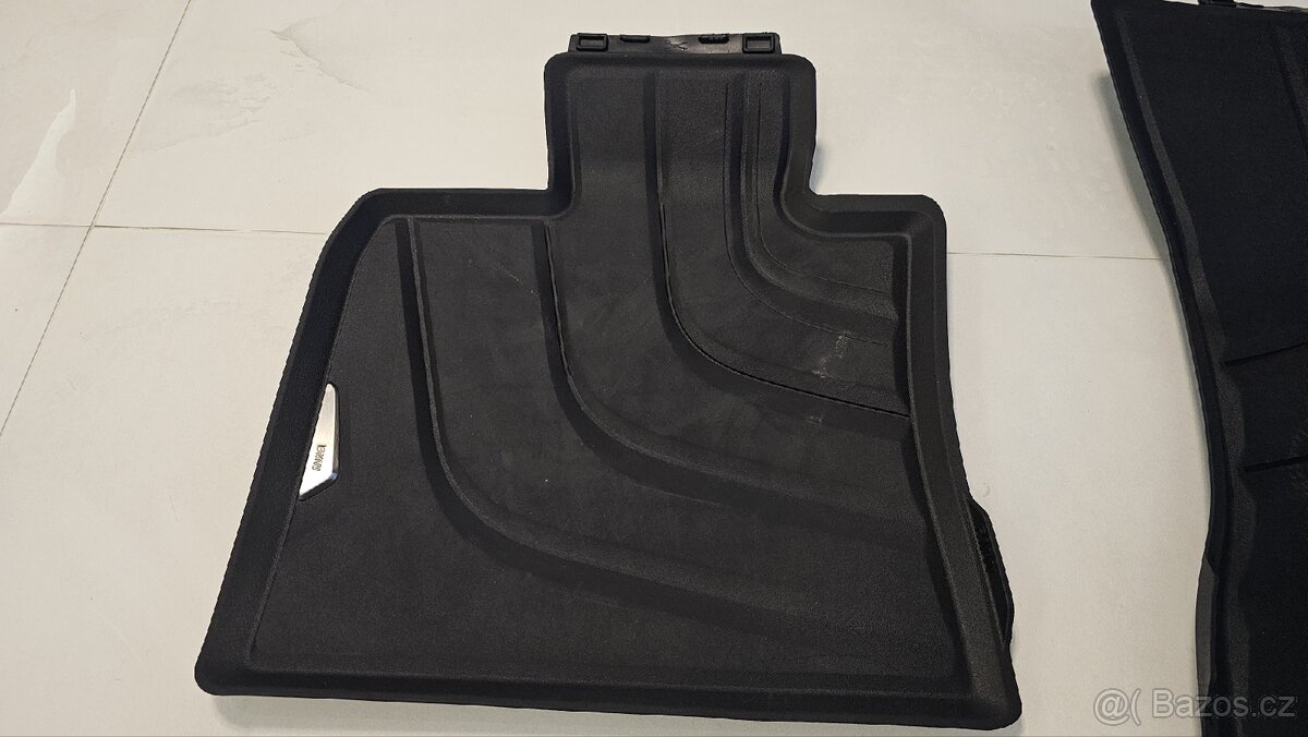KOBERCE GUMOVY A VANA DO KUFRU BMW X5, X6 - 7