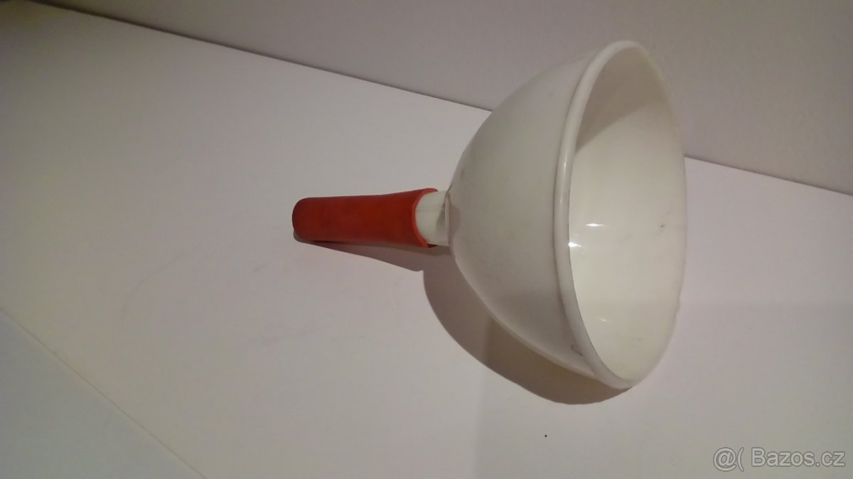 Ruční pila,vodováha s magnetem,metr a další nářadí ...30-150 - 7