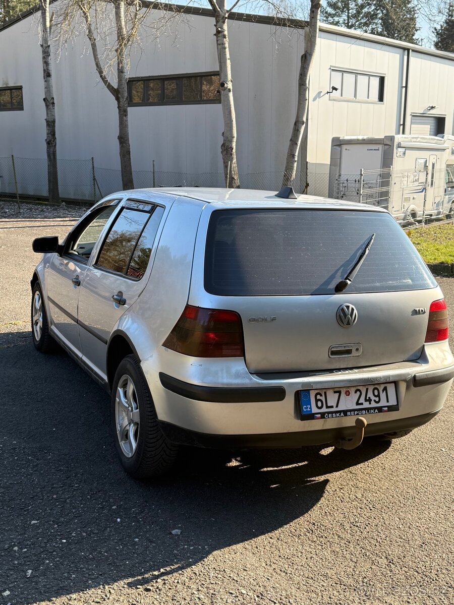 Volkswagen Golf IV 1.9 TDI - 7