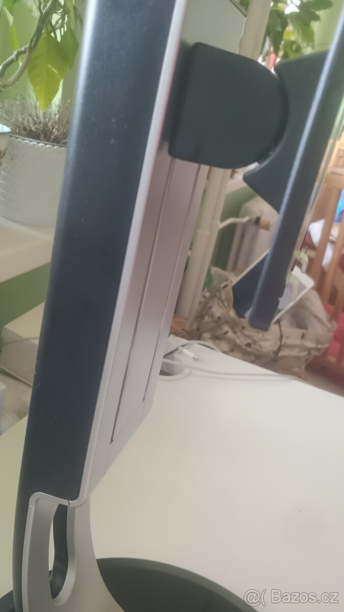 Monitor Philips 231P4Q - 7