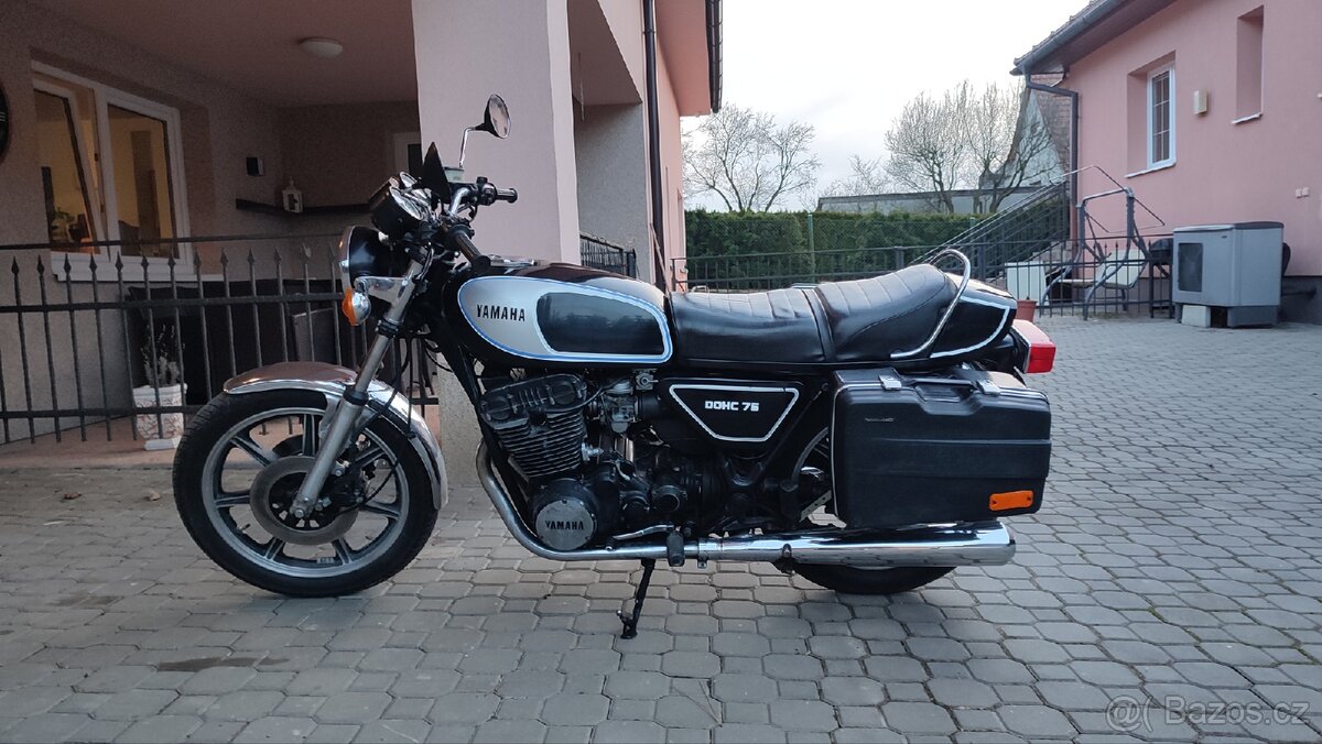 Yamaha XS 750 - 7