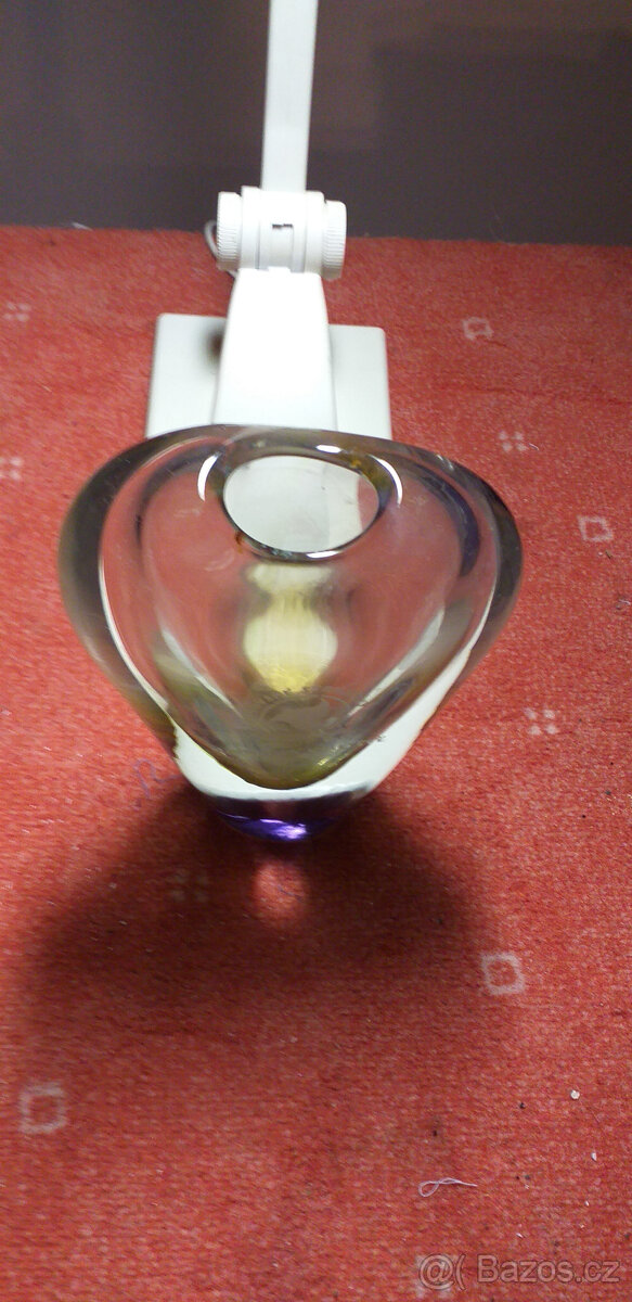 Prodám skleněnou vázičku - 7