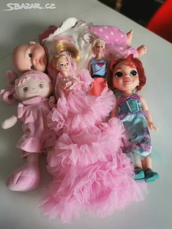 Balík dívčího oblečení cca 4 - 6 let + hračky - 7