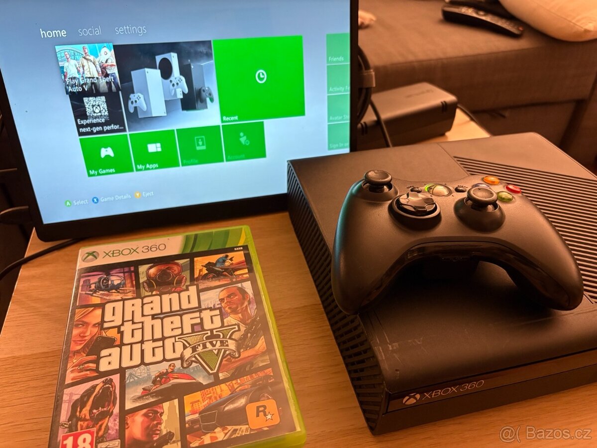 Herní konzole Xbox 360 E 250 GB (Stingray, Slim) + GTA V - 7