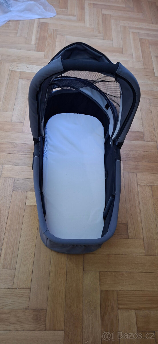 BRITAX-ROMER B-Motion 4 Plus + korbička - 7