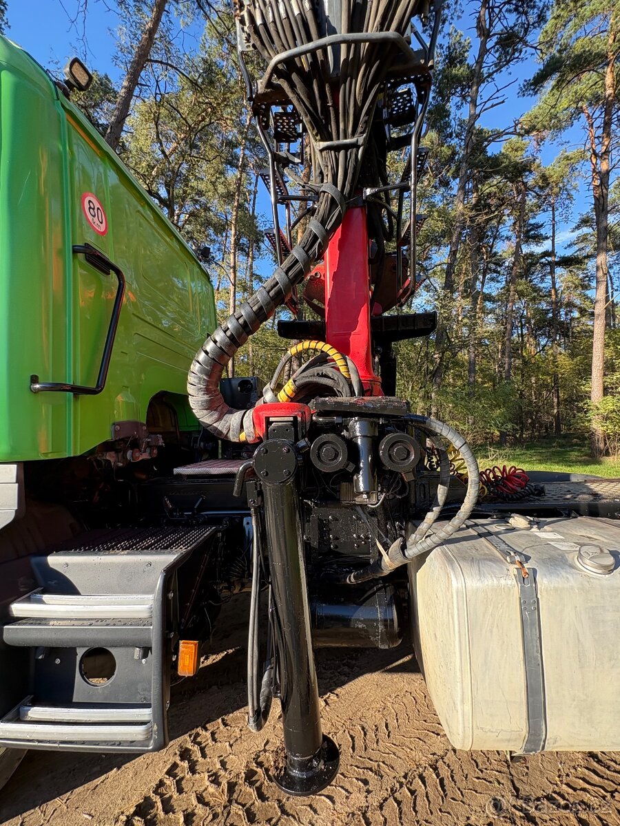 Prodám lesovůz scania 6x6 - 7