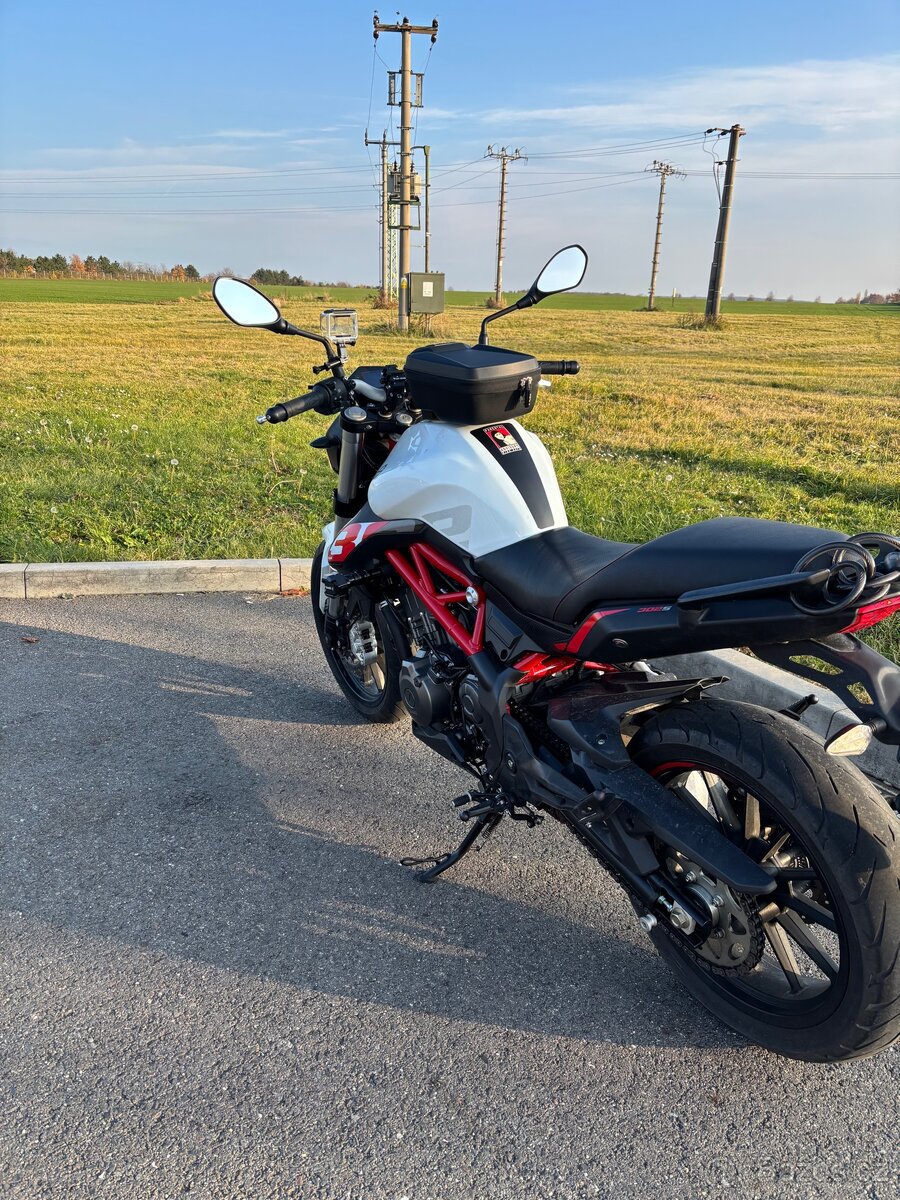 Benelli 302s ABS - 7