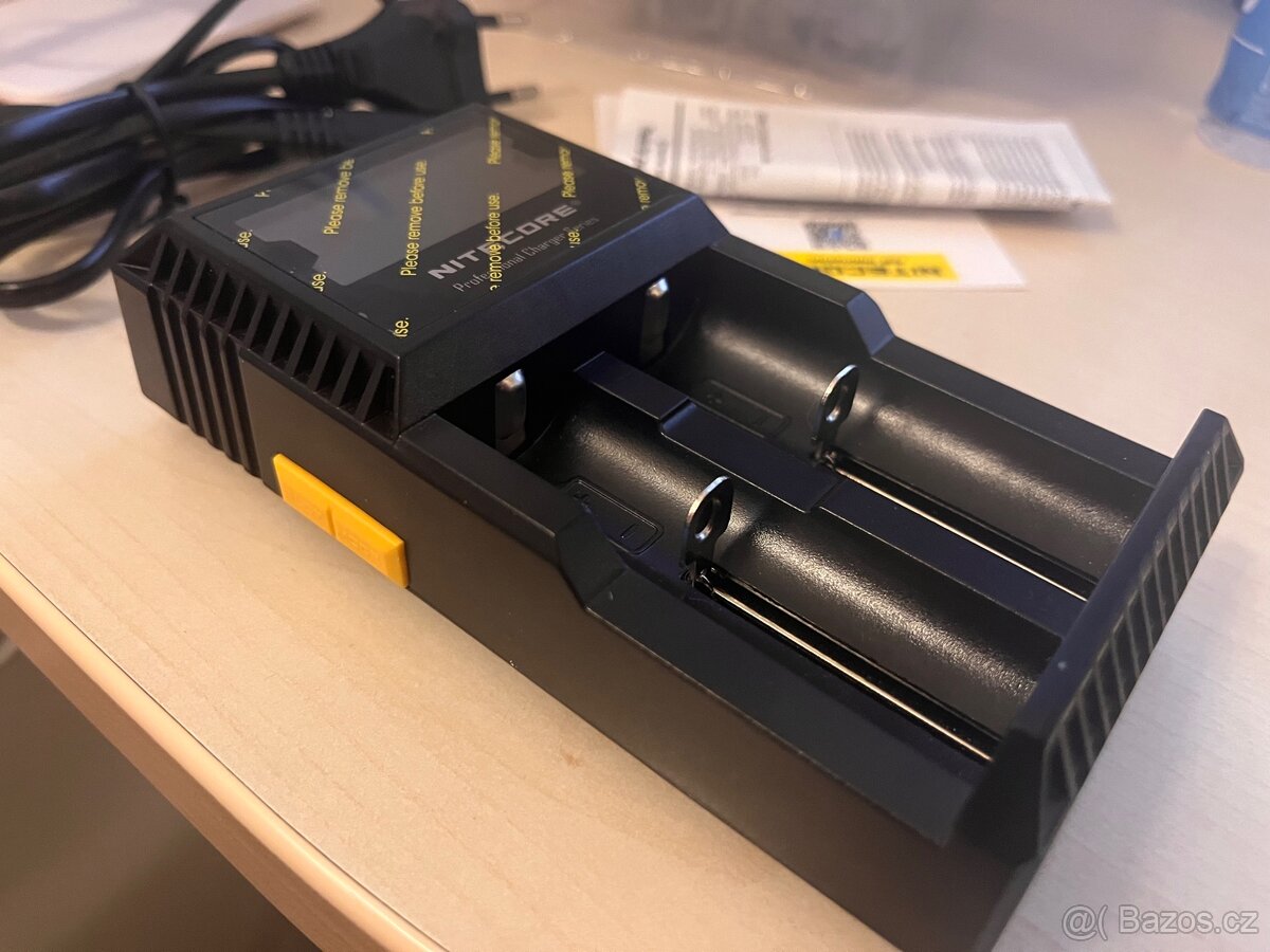 Nabíječka Nitecore D2 — nová, nepoužitá - 7