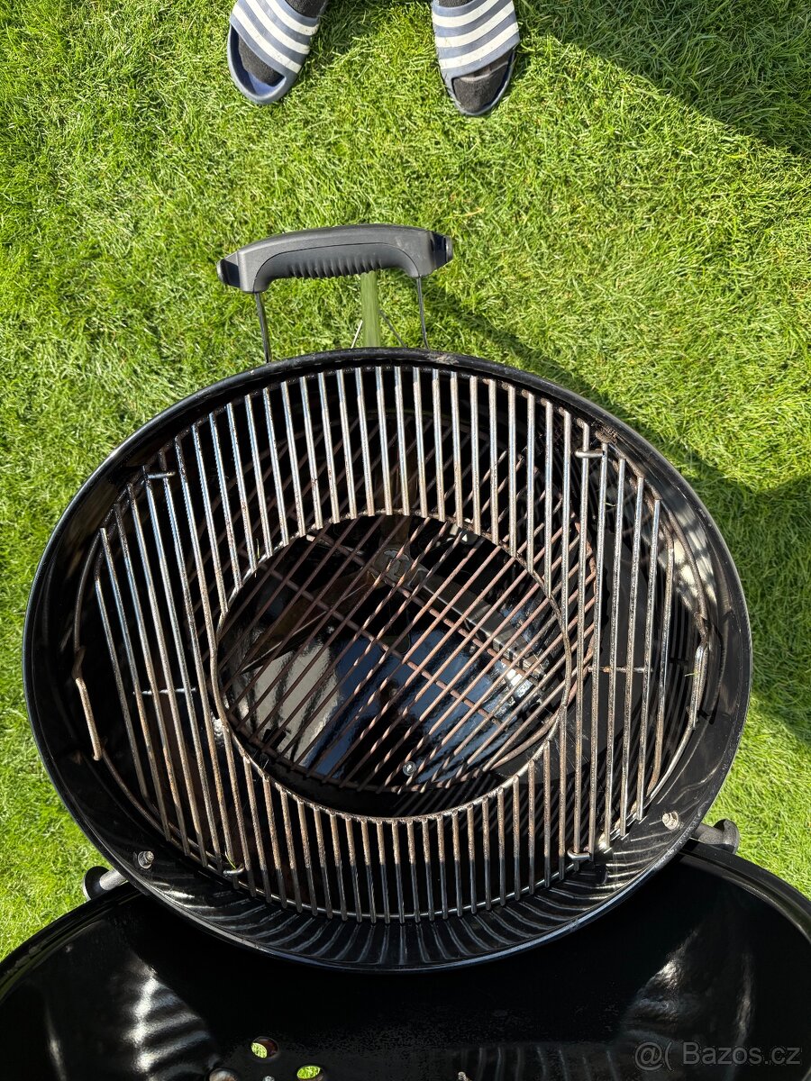 WEBER GRIL NA DŘEVĚNÉ UHLÍ MASTER-TOUCH 57 CM - 7