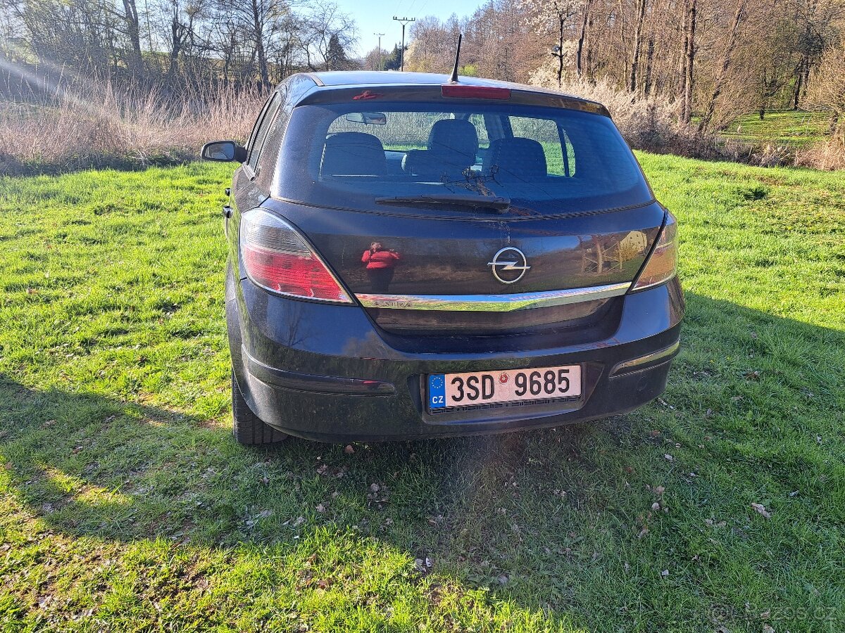 Opel Astra 1,7 CDTI - 7