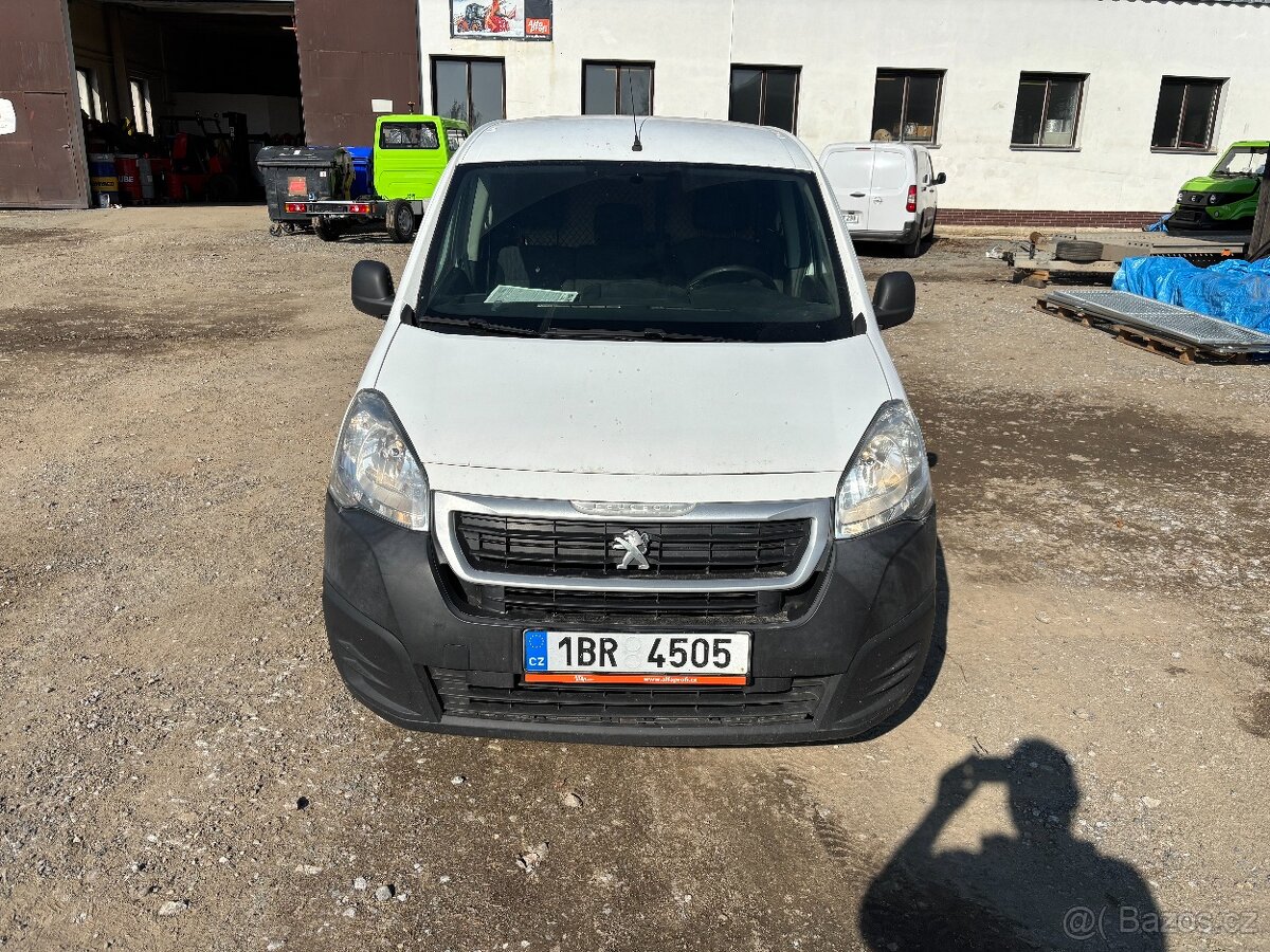 Peugeot partner 1.6 hdi 73kW r.v2017 - 7