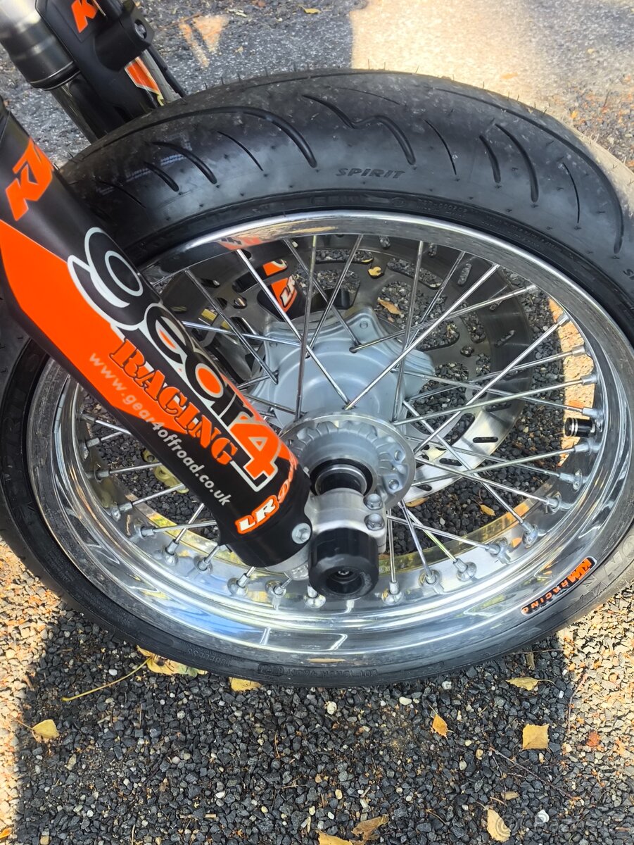 KTM 640 lc4 supermoto - 7