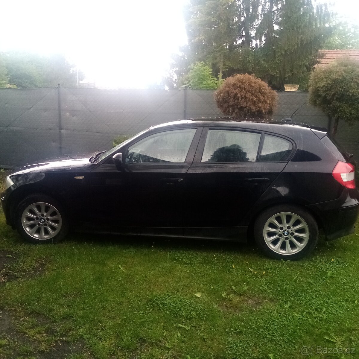 BMW 1,116i (2005) na prodej za 75 000cz s celkovou výbavou - 7