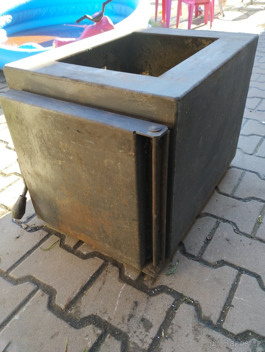 Podstavec pod kotel - 7