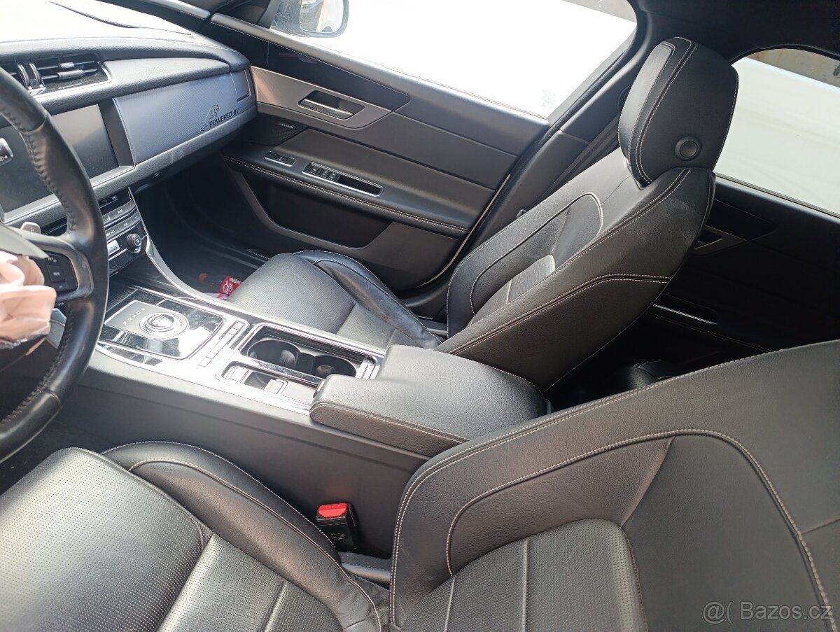 Jaguar XF 4x4 nev model - 7