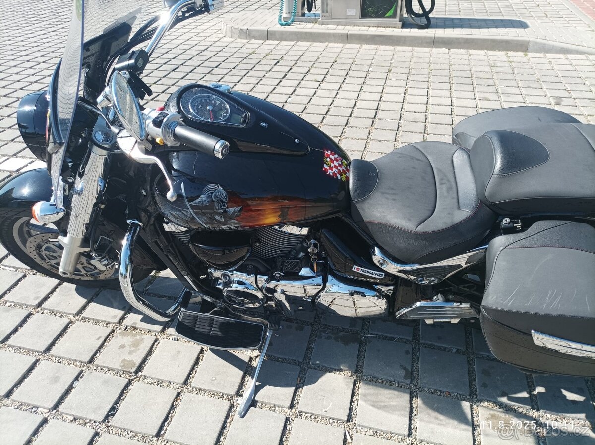 Suzuki 1500 - 7