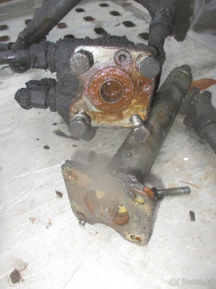 hydraulické pístnice a další hydraulika - 7