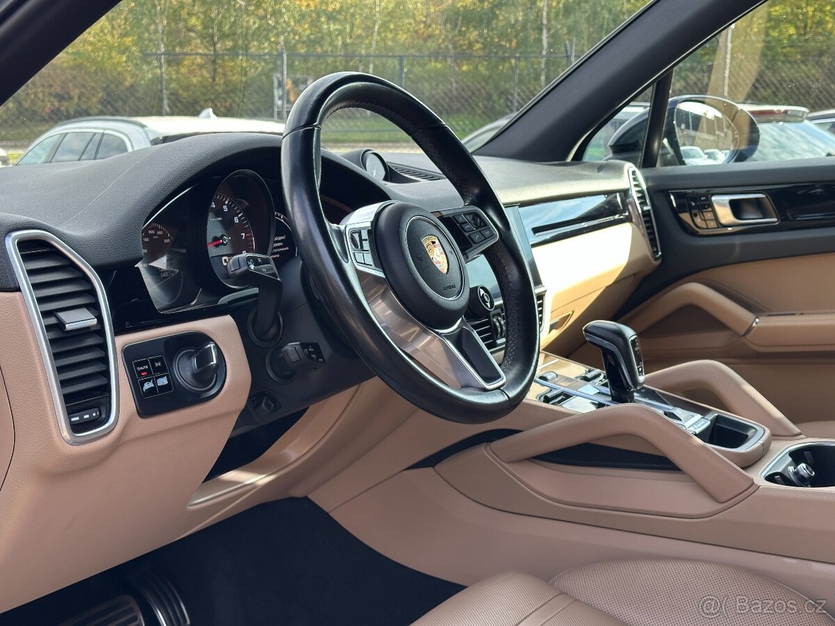 Porsche Cayenne 2018 - 7