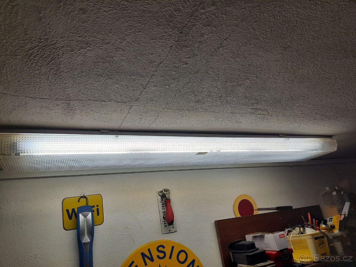 Usporné žárovky různé LED -GU 10/4.8 W 6 ks 190 kč, - 7