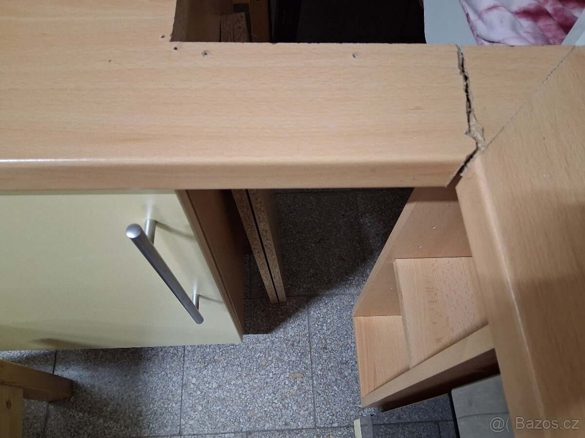 Linka kuchyňská s barovým pultem - 7